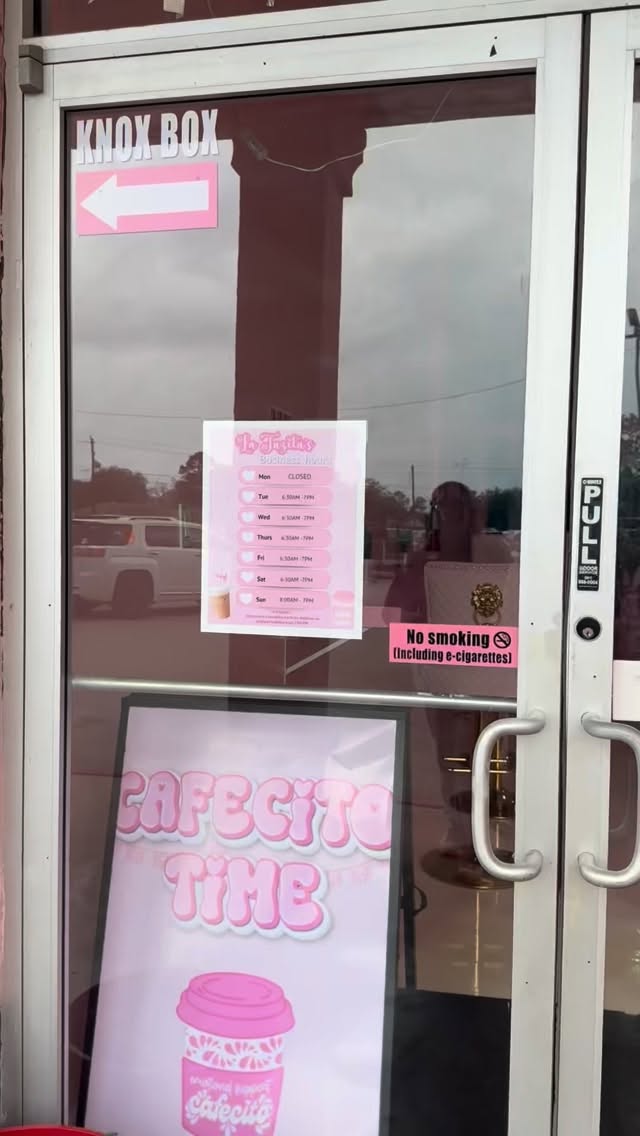 @la.tazita.tx been meaning to post this for months but I love you guys and I will be back soon! as a Pasadena girly who grew up in Pasadena I love that they’re on red bluff next to Mexico Lindo! They’re also super sweet and talented!! Plus they have the most creative drink menu I’ve seen in a while and yummiest desserts! 

go check them out! 

#houstoneats #houstondrinks #pasadenatx #foodiefinds